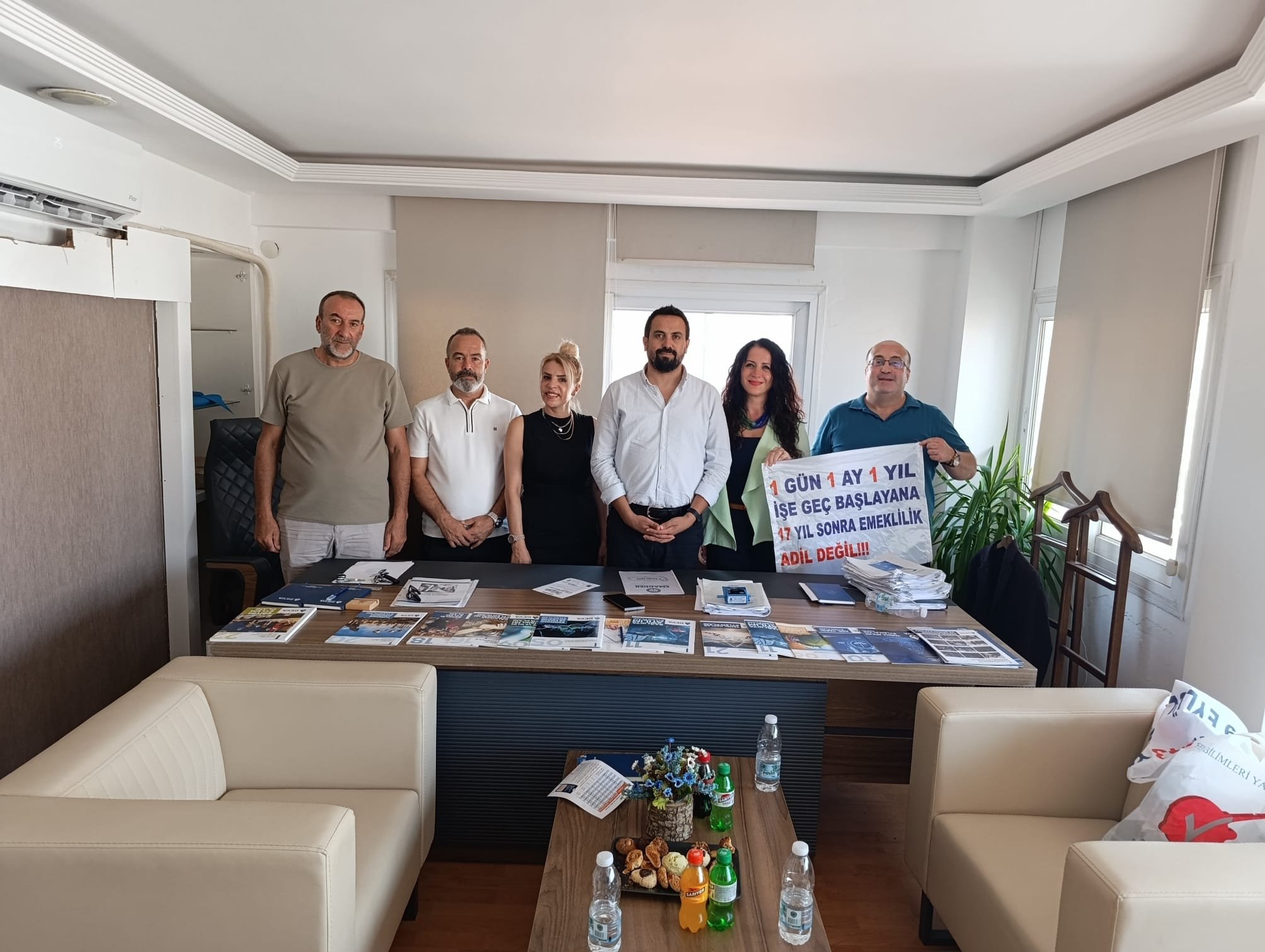 EMADDER - DEVA PARTİSİ İZMİR İL BAŞKANLIĞI’NA ZİYARET